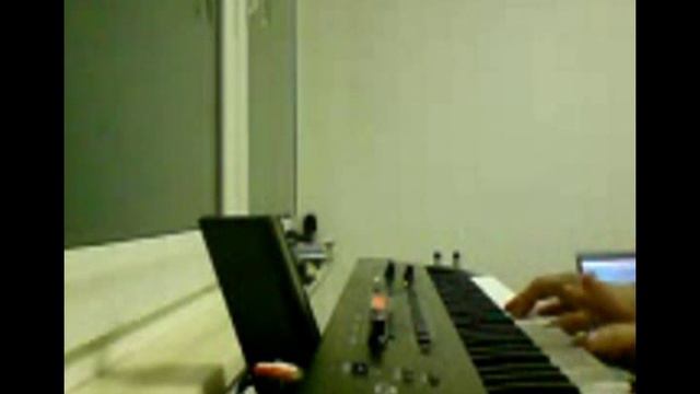 Roland Juno-D Demo смотреть онлайн