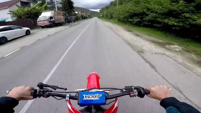 Газ в пол на питбайке смотреть онлайн