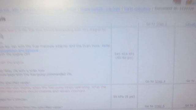 Сатурн Вуе измеряем давление топлива. смотреть онлайн