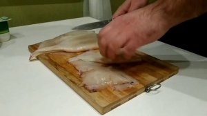 Кальмары фаршированные овощами