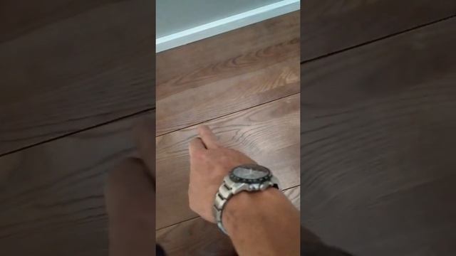 Лестница из ясеня с необычной балюстрадой. смотреть онлайн