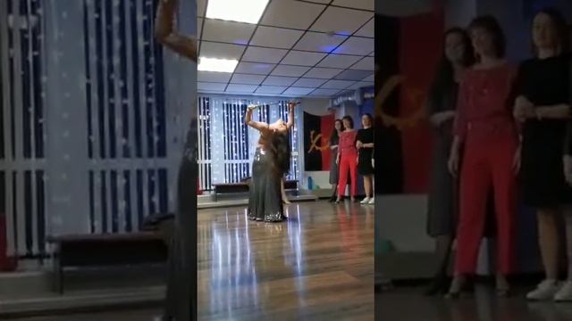 Танец с саблей. Поздравление в 8 марта 2021. Ольга Горте. Школа кизомбы Новосибирск JOY смотреть онлайн