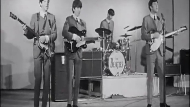 The Beatles - She Loves You - 1963 смотреть онлайн