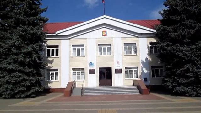 Фонтан у администрации Грязинского района (Липецкая область) автор видео Евгений Давыдов смотреть онлайн