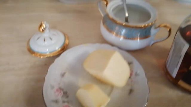 Готовим бананы в сливочном соусе... смотреть онлайн