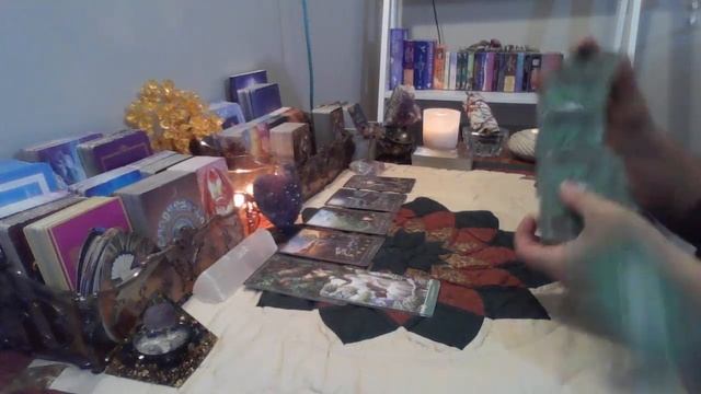 2023 February Collective Reading. Getting creative with your boundaries and digging deep within. смотреть онлайн