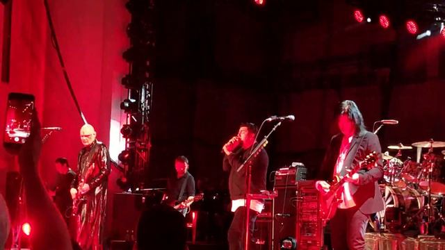 Smashing Pumpkins - Bodies w/Chino Moreno (Deftones) 8-2-18 PNC Bank Arts Center NJ смотреть онлайн