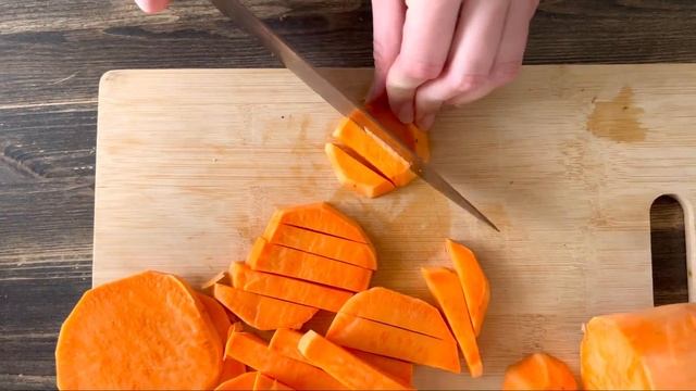 Как готовить БАТАТ в духовке. ЛУЧШИЙ рецепт батата! Гарнир на праздничный стол смотреть онлайн