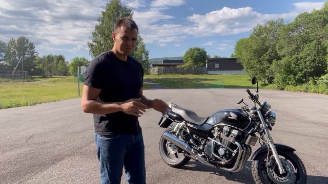 Honda - Seven Fifty (1997) CB750 Review
