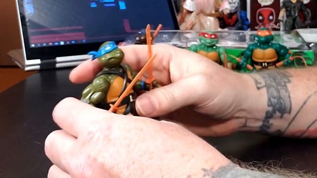 Teenage Mutant Ninja Turtles Classic 1988 Action Figure 4 Pack GameStop Exclusive смотреть онлайн