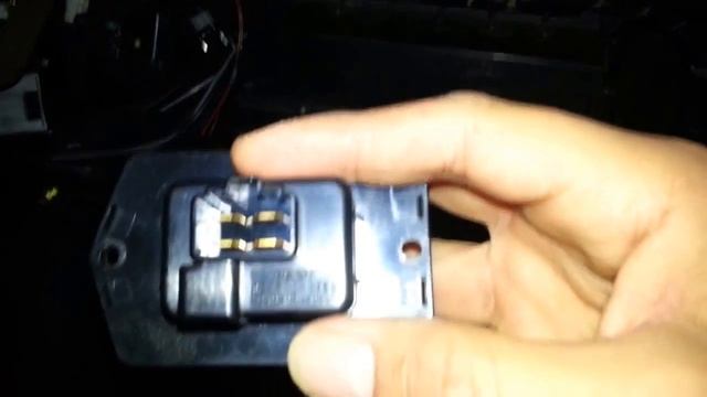How to Fix a 2004 Mitsubishi Endeavor AC transistor blower смотреть онлайн