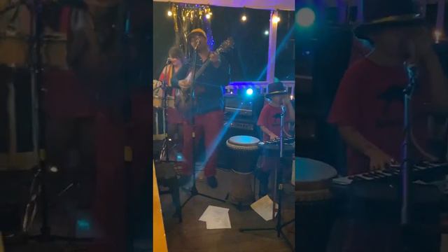 It’s Like Heaven (Heptones Cover), by Yogoman & Bongo Jac w/ Lil Buck смотреть онлайн