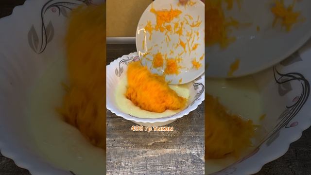 Вика на кухне