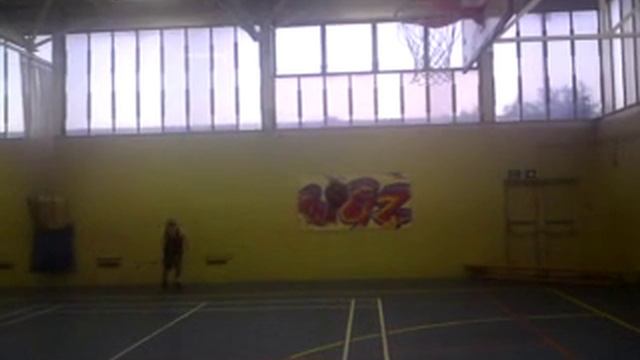 Karlis 'Karl' Gross Dunk смотреть онлайн