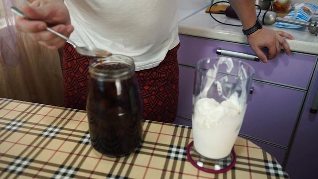 Рецепт МОЛОЧНОГО коктейля из детства! смотреть онлайн