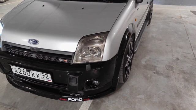 Тройной сигнал. Удлинитель поворотов Ford Connect смотреть онлайн