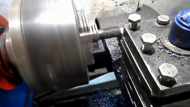 Болты для резцедержателя. смотреть онлайн