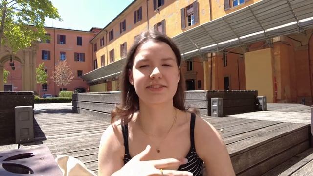 4 ЯЗЫКА В ИТАЛЬЯНСКОЙ ШКОЛЕ?!!? Школа в Италии, мой опыт, предметы часть 2 [ENG SUB] смотреть онлайн