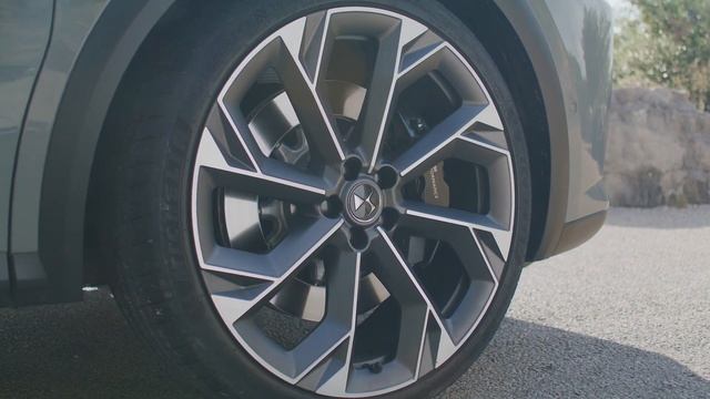 New DS 7 Crossback E-Tense 4x4 360 Design Preview | 4x4 Lovers | смотреть онлайн