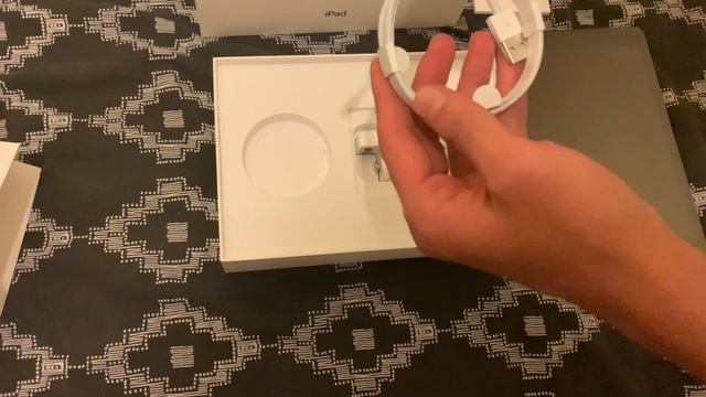iPad 10.2-inch 7th Gen Unboxing смотреть онлайн
