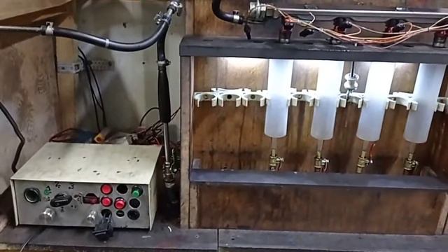 самодельный стенд для проверки и чистки Бензиновых форсунок. смотреть онлайн