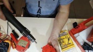 Разбор АКБ батареи для шуруповерта Makita 1822 18v 1.9ah