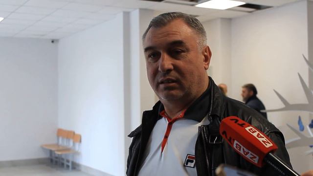 В недостроенную школу в Каштаке не пустили СМИ, но готовы пустить детей смотреть онлайн