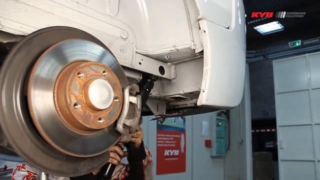RENAULT Trafic II, NISSAN Primastar, Opel Vivaro - REAR - Задние амортизаторы KYB установка смотреть онлайн