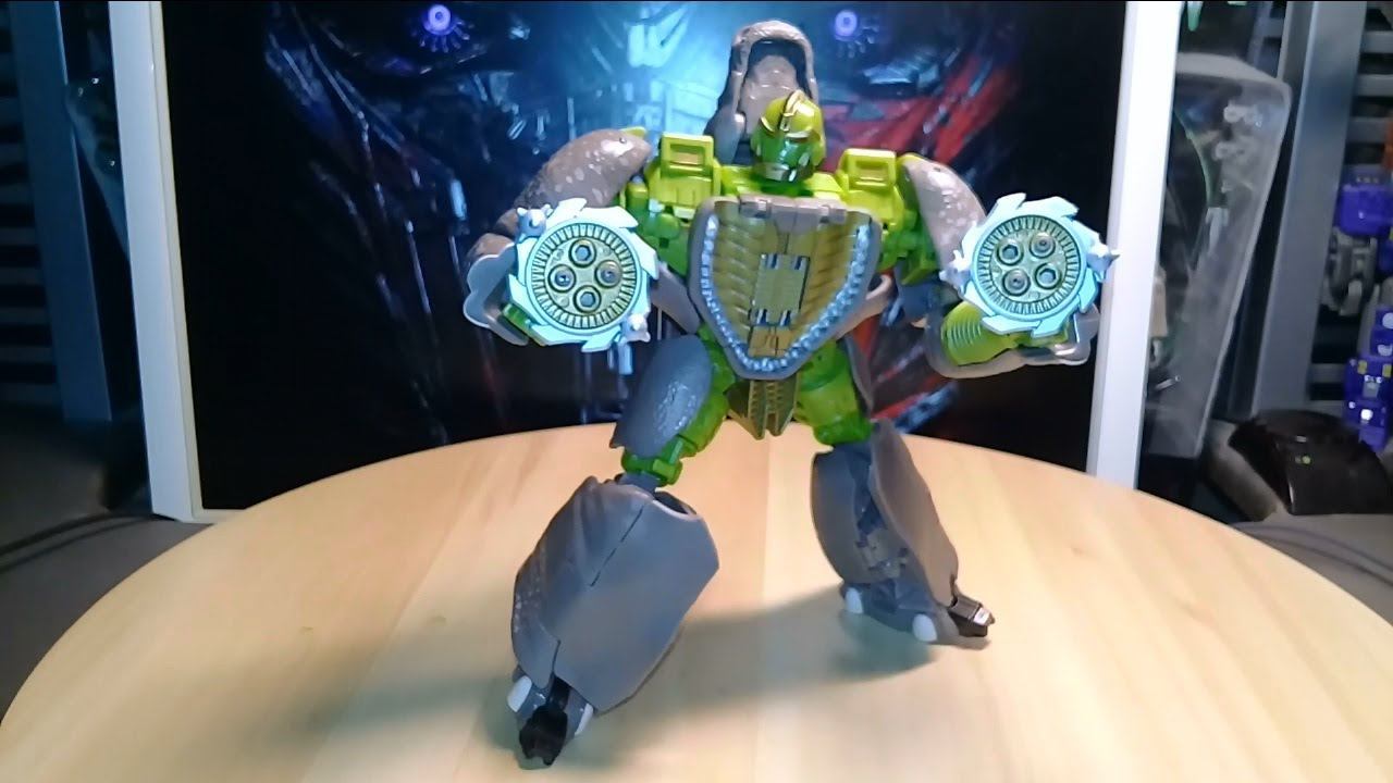 Unpackaging+Review! Rhinox, WFC Kingdom, Voyager by Hasbro. смотреть онлайн