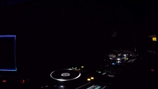 Resistohr @ Anyway Club 2nd Anniversary - Cagliari, Sardegna - 02.12.2016 смотреть онлайн