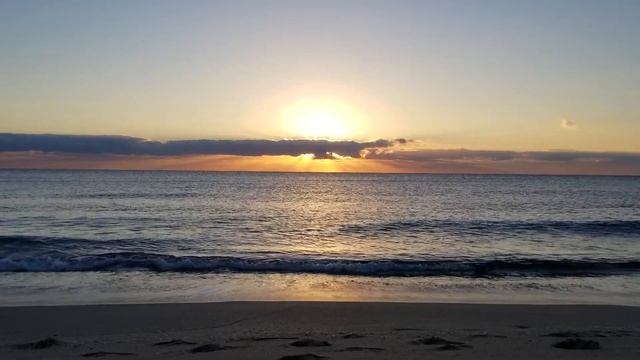 Красивый рассвет! Флорида. 7 минут спокоиства, красоты, и шума океана смотреть онлайн