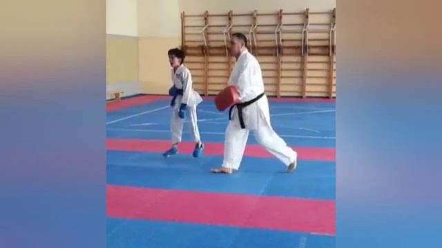 дети-тренинг .mp4 смотреть онлайн