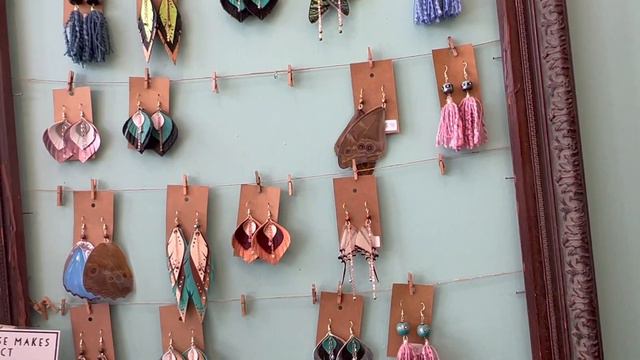 THINGS TO DO IN LAGUNA BEACH IN THE SUMMER!!!! SAWDUST FESTIVAL VLOG смотреть онлайн