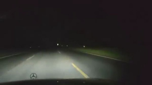 Kľačať, či nekľačať? Politická korektnosť v praxi.