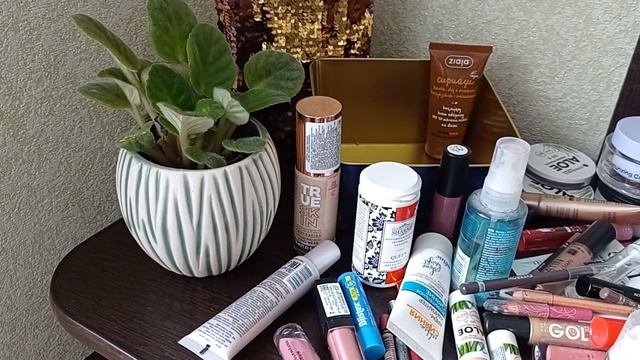 Расхламление и организация хранения косметики. смотреть онлайн