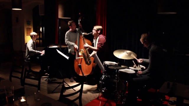 den näpne (part 1) - otis sun смотреть онлайн