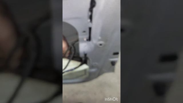 ЗАМЕНА ЗАМКА SsangYong, СНЯТИЕ ОБШИВКИ ДВЕРИ SsangYong, АРТИКУЛ ЗАМКА SsangYong,НЕ ЗАКРЫВАЕТСЯ ДВЕР