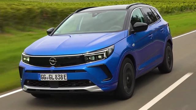 Opel Grandland Hybrid4 2022