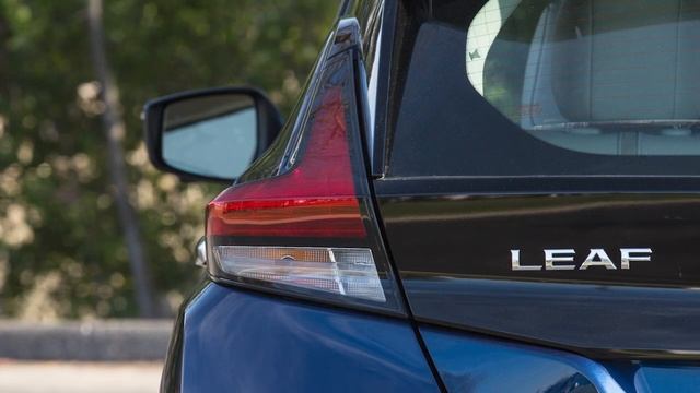 2024 Nissan LEAF - Clé intelligente et fonctions de verrouillage смотреть онлайн
