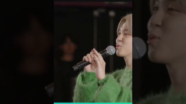 Фанмитинг Чимина, сегодня на WEVERSE, без перевода, но и так понятно Чимин счастлив!!!