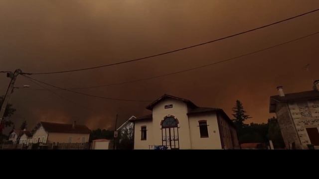 Мощный пожар во Франции смотреть онлайн