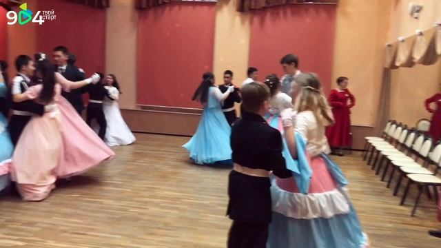 Бал кадет, юнармейцев и старшеклассников смотреть онлайн