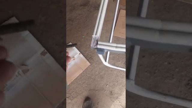 Быстросъёмные петли на крышу прицепа.