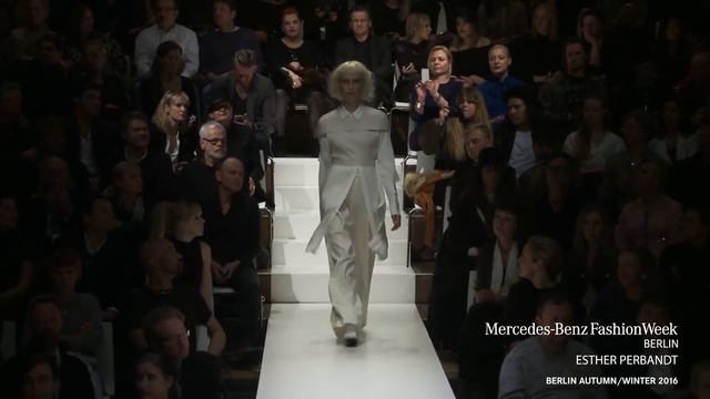 ESTHER PERBANDT - Mercedes Benz Fashion Week Berlin AW2016 смотреть онлайн