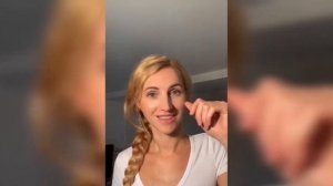 Засовывыйте палец в попу