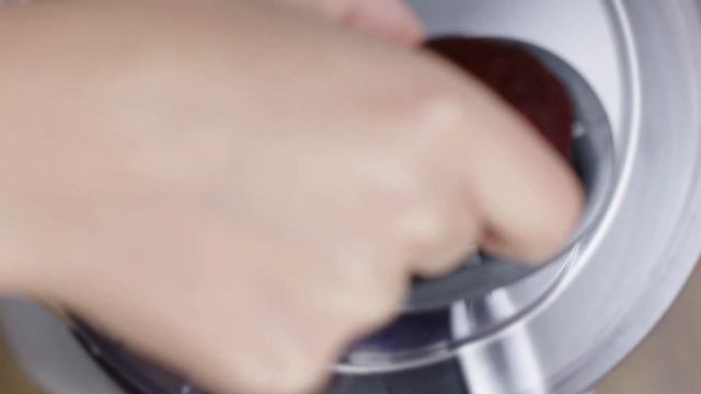 Kenwood Multipro Express virtuvinis kombainas| Kaip naudoti ,,EXPRESS SERVE” su pjaustymo disku смотреть онлайн