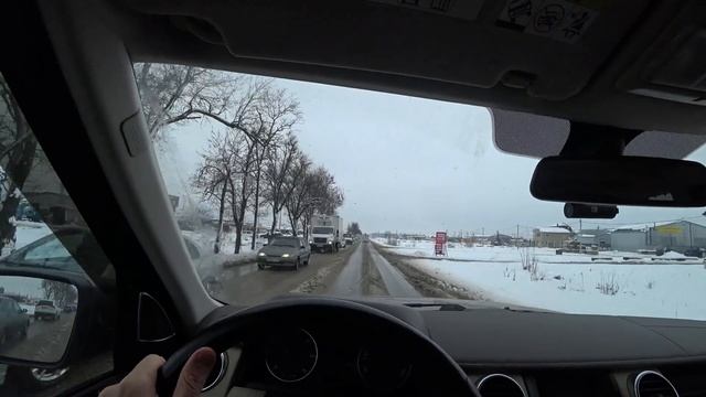 Почему надо чистить авто от снега? Заботьтесь о себе и о других. смотреть онлайн