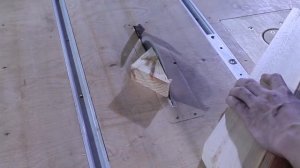 Распиловочный стол своими руками