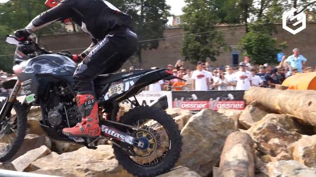 Red Bull Romaniacs 2023 | Prolog in the City ? Billy Bolt смотреть онлайн
