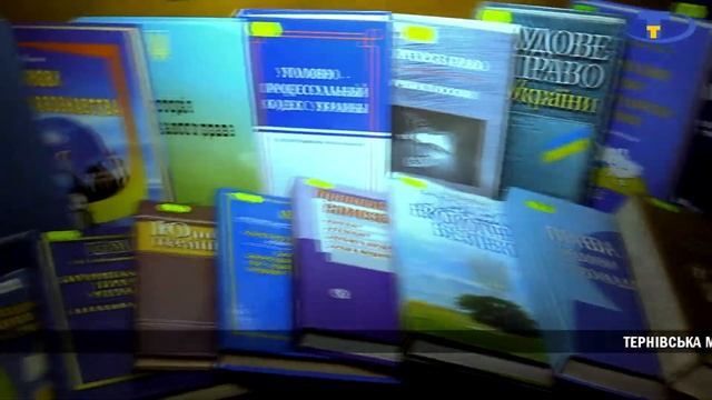 АКЦІЯ: "ПОДАРУЙ КНИГУ БІБЛІОТЕЦІ" смотреть онлайн